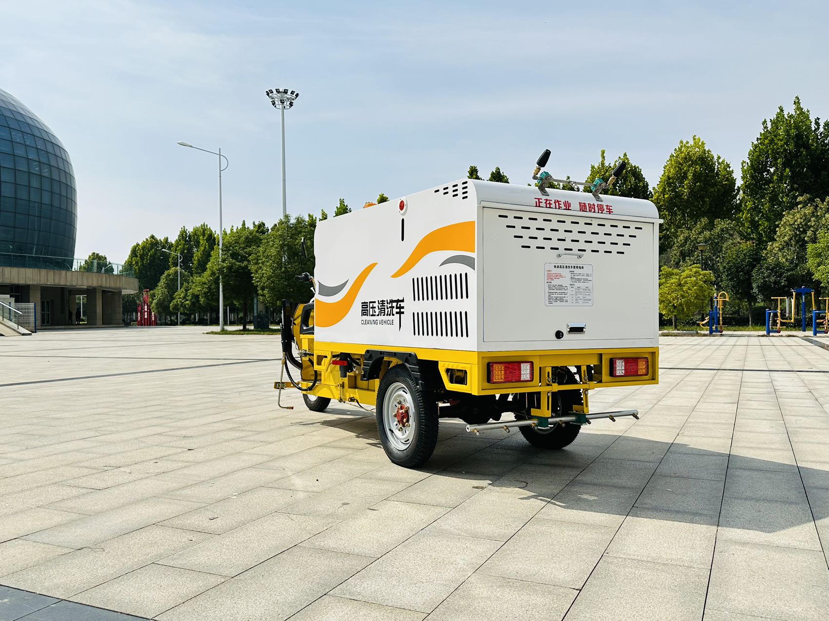 SQX11 Electric floor washing tricycle