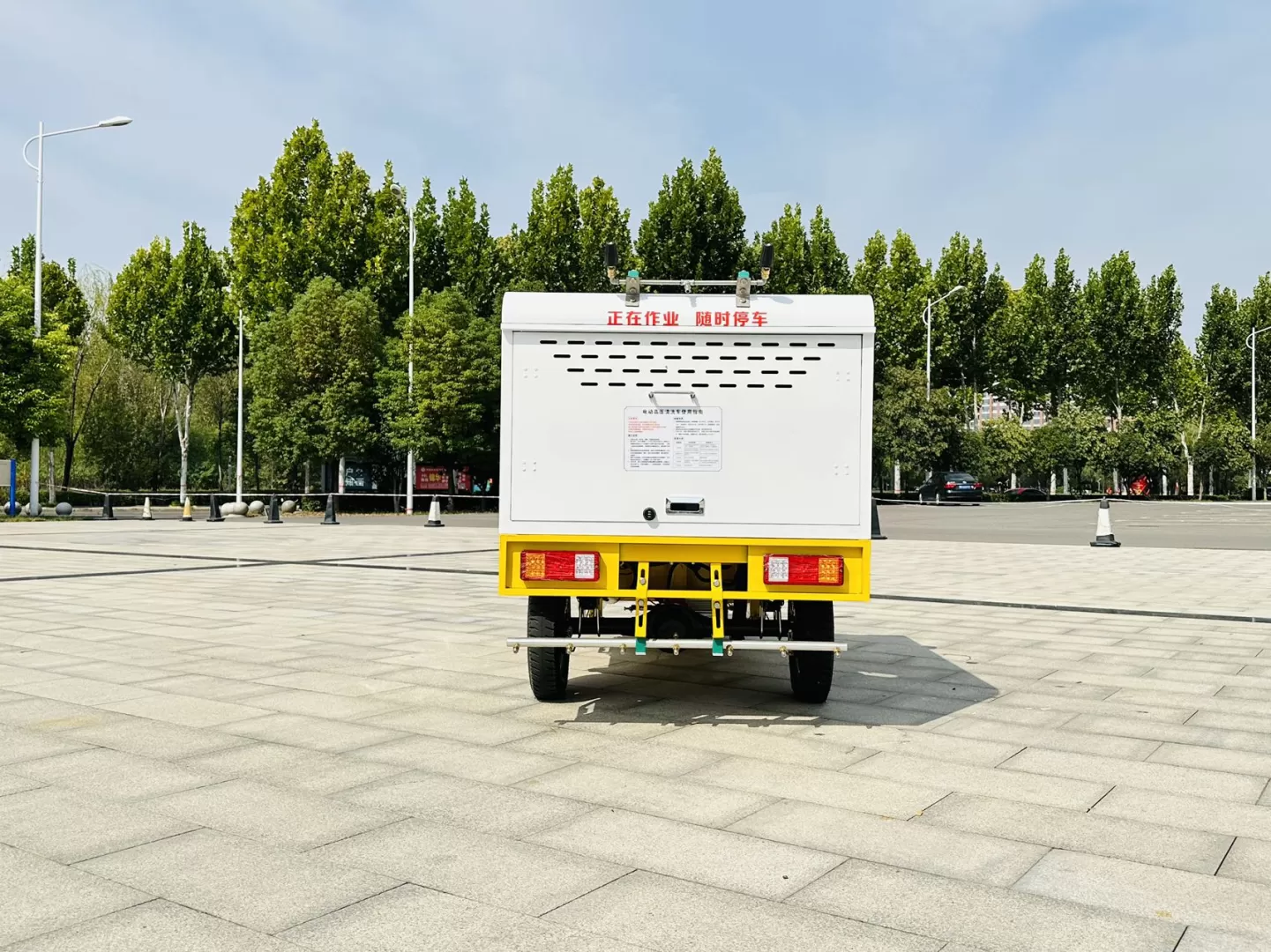 SQX11 Electric floor washing tricycle