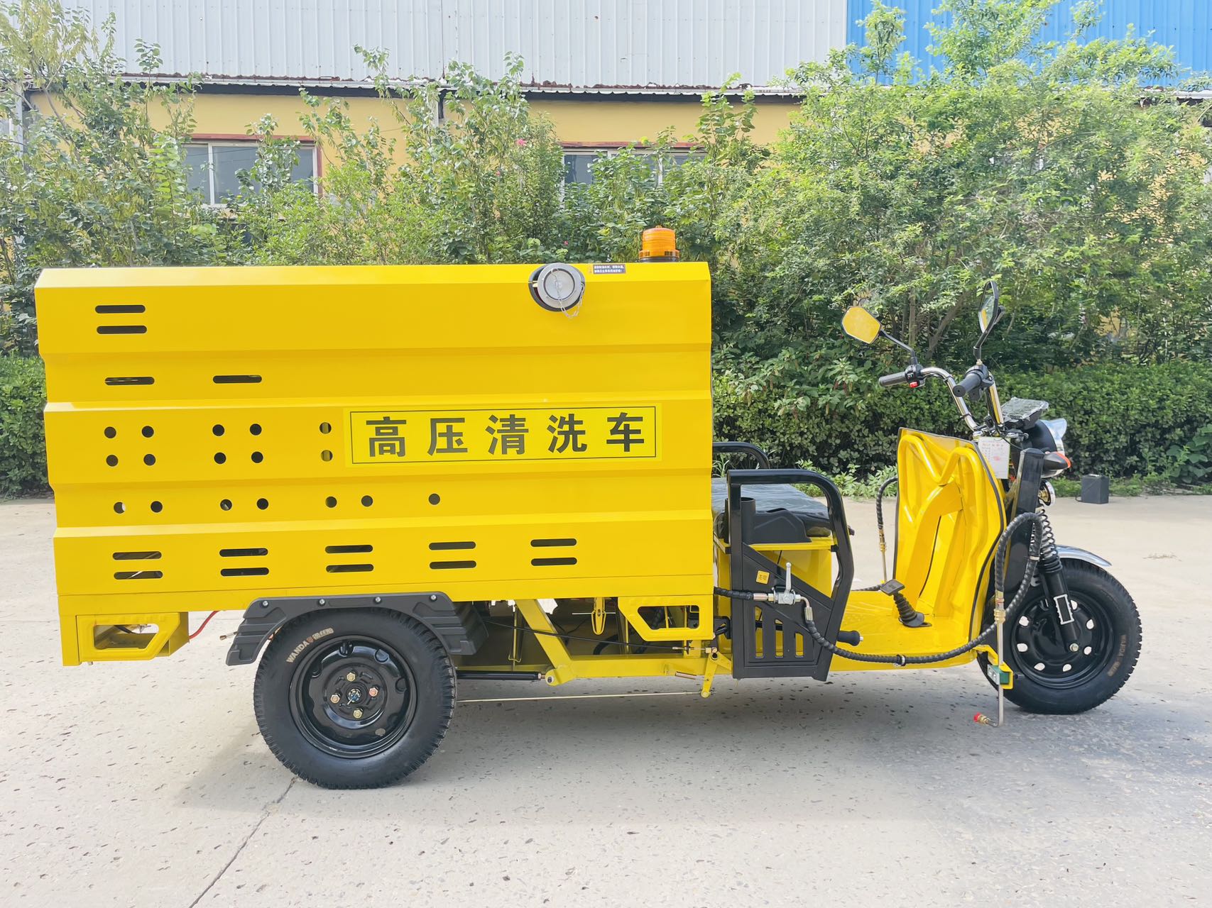 SQX22 High pressure floor washing tricycle