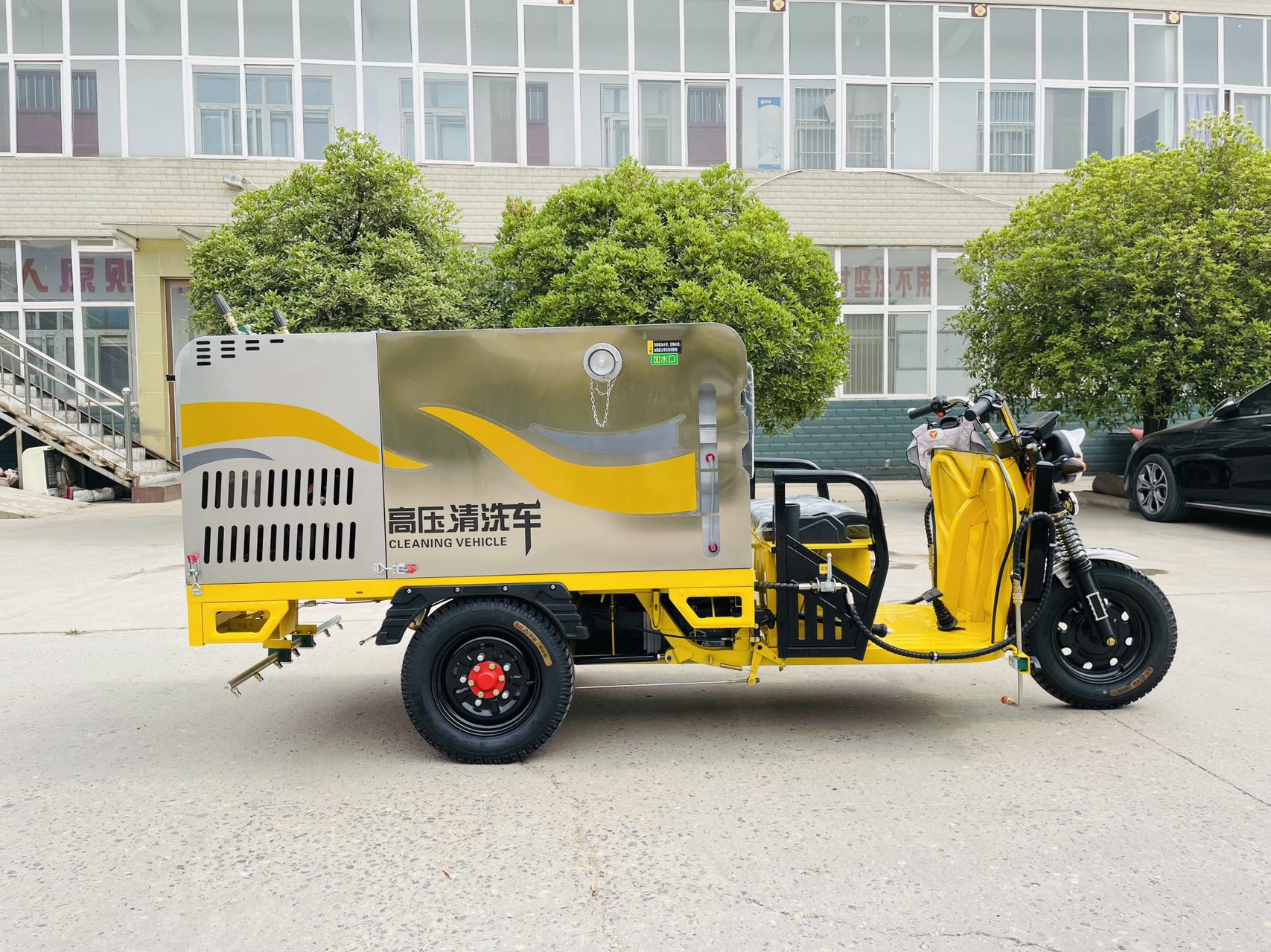 SQX21 High pressure floor washing tricycle