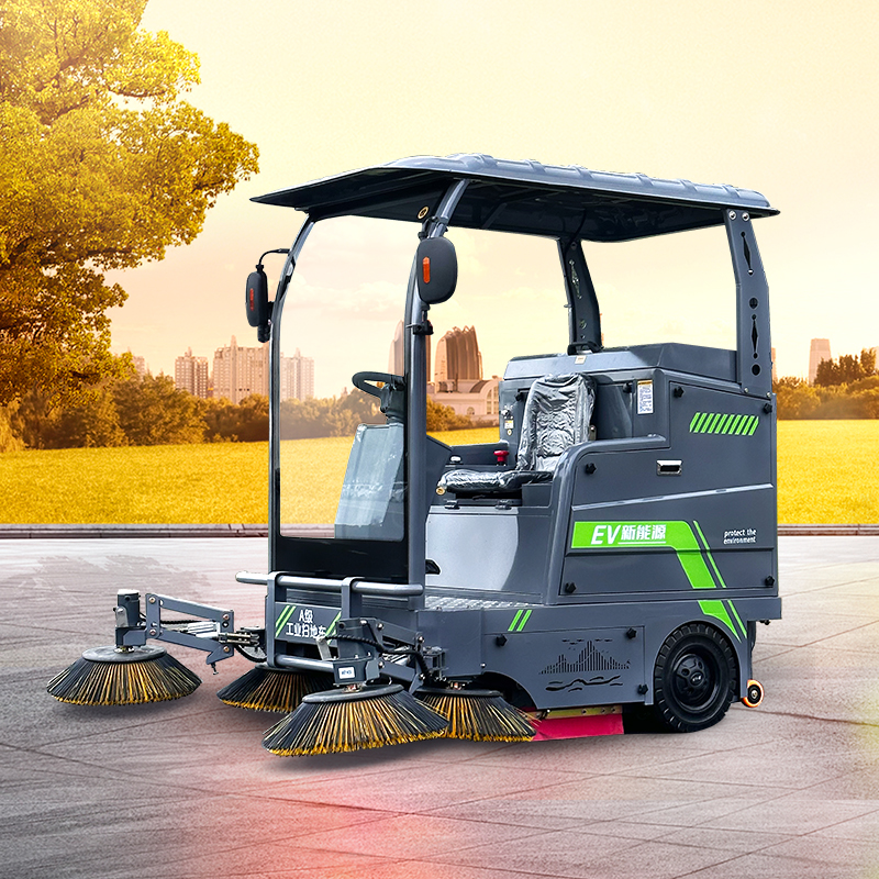 SQS23 Semi-enclosed ride-on floor sweeper